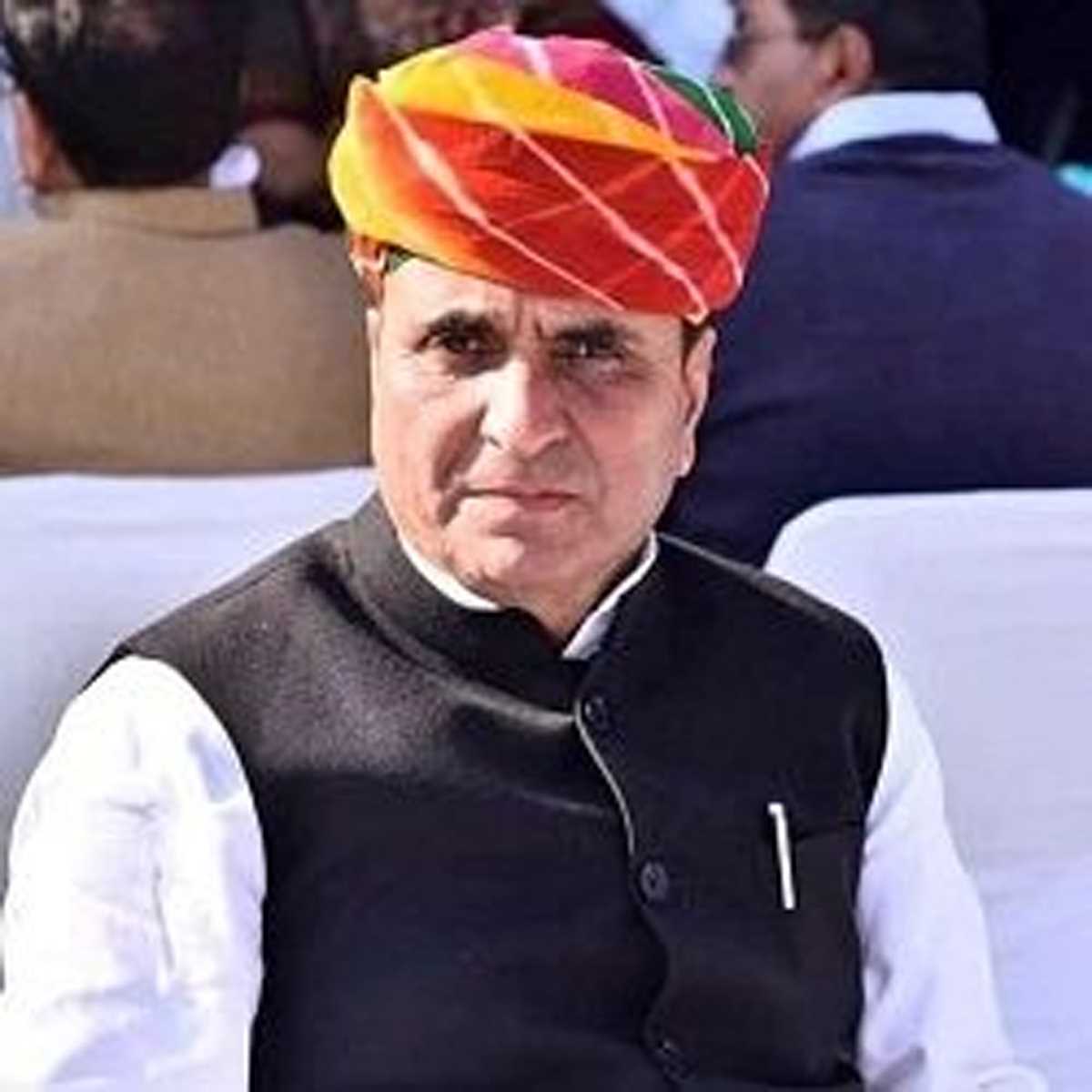 मोदी का महा जनसंपर्क अभियान हुआ फ्लॉप शो : राठौड़ मोदी का महा जनसंपर्क अभियान हुआ फ्लॉप शो : राठौड़